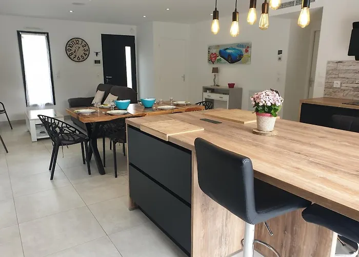 Palmeraie - Piscine Privee Et Boulodrome 别墅 圣让-德蒙