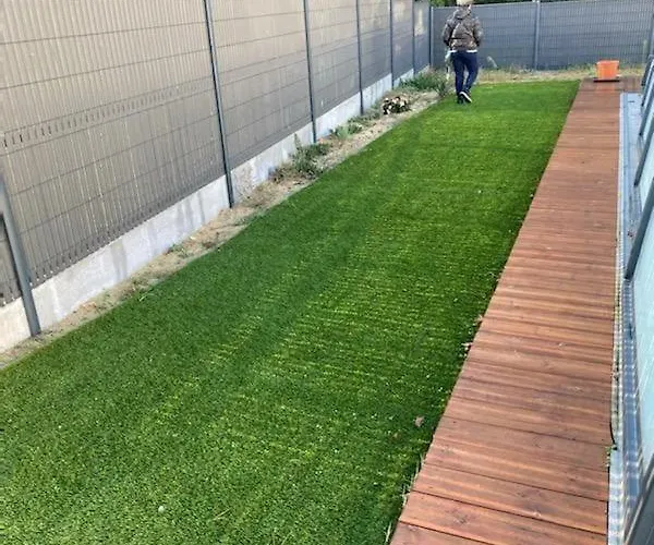 Palmeraie - Piscine Privee Et Boulodrome * 圣让-德蒙